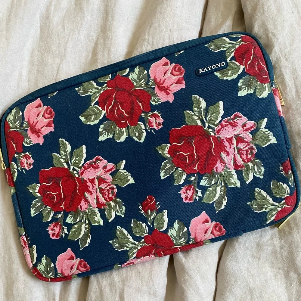 15 in floral computer case